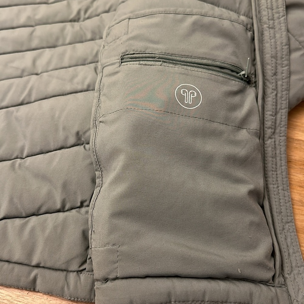 Calvin Klein Infinity Stretch Packable Hooded Jac… - image 8